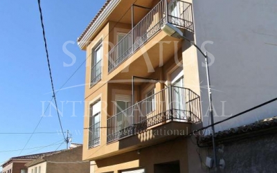 Apartment - For Sale - Villena - Urban location