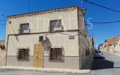 Town House - For Sale - Cañada Del Trigo - Urban location