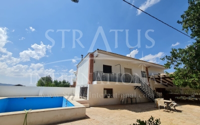 Country House - Sold - Yecla - Rural location