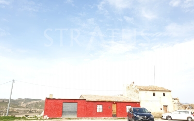 Country House - For Sale - Jumilla - Rural location