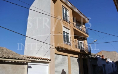 Apartment - For Sale - Villena - Urban location