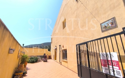 Maison de ville - A vendre - Casas del Señor - Casas del Señor