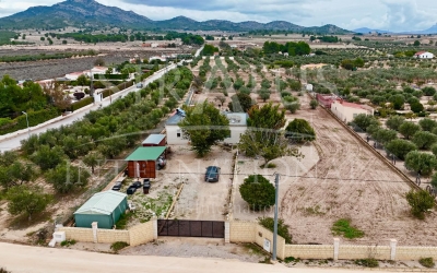 Villa - For Sale - Salinas - Edge of town