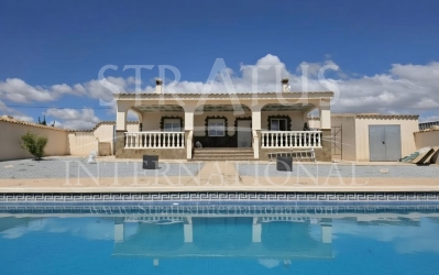 Villa - For Sale - Monovar - Rural location