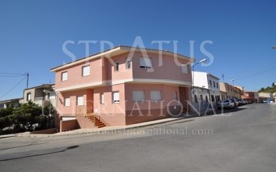 Town House - For Sale - Ibi - Urban Location
