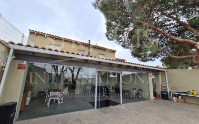 Country House - For Sale - Pinoso - Urban location