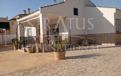 Villa - For Sale - Yecla - Yecla