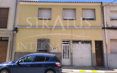 Town House - For Sale - Yecla - Yecla