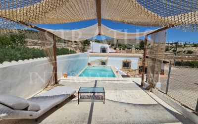 Villa - For Sale - La Romana - Rural location