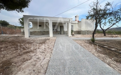 Villa - For Sale - La Solana - Rural location