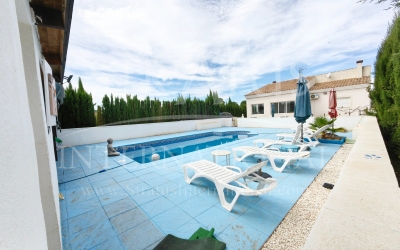 Villa - For Sale - Pinoso - Rural location