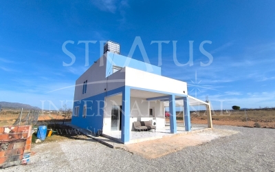 Villa - For Sale - Pinoso - Rural location
