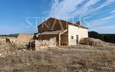 Restoration Project - For Sale - Yecla - Rural location