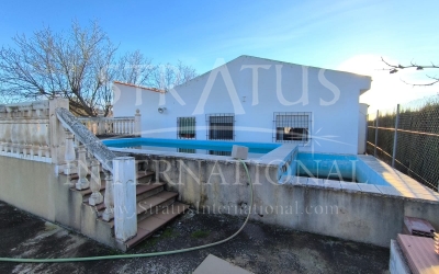 Country House - For Sale - Yecla - Rural location