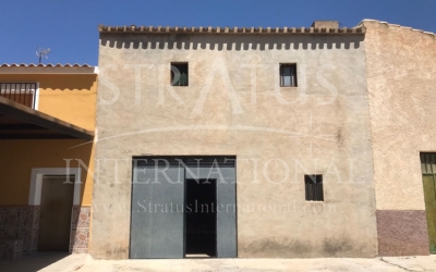 Country House - For Sale - Yecla - Rural location