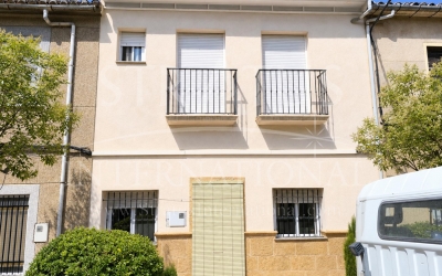 Town House - For Sale - Algueña - Inland