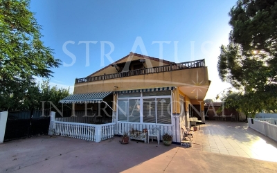Villa - For Sale - Yecla - Edge of town