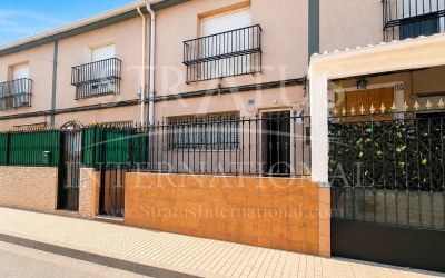 Town House - For Sale - Pinoso - Pinoso Alicante